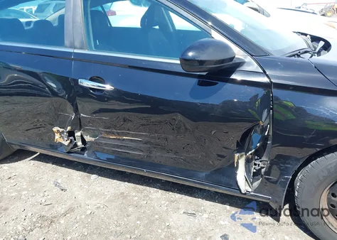 2019 Nissan Altima 2.5 S z USA, uszkodzony, nr VIN 1N4BL4BV5KC195309